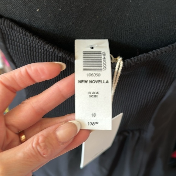 Nwt Wilfred
New Novella Shortsleeve Dress - Picture 9 of 10